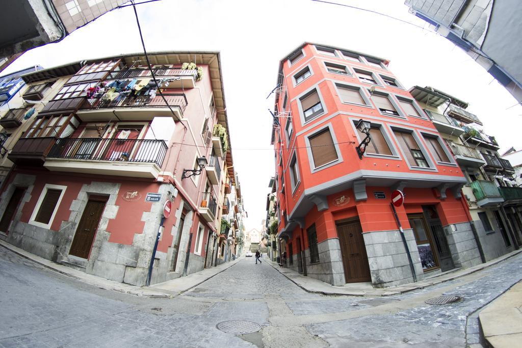 Andra Mari Apartamentu Turistikoak Bermeo Pokój zdjęcie