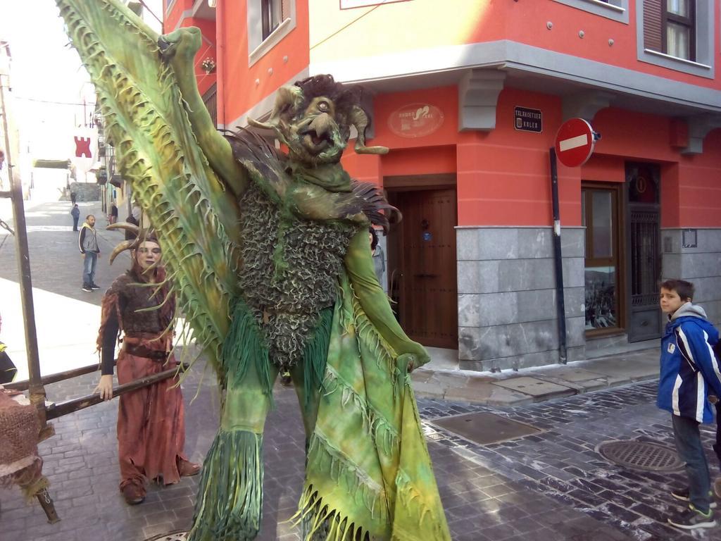Andra Mari Apartamentu Turistikoak Bermeo Zewnętrze zdjęcie